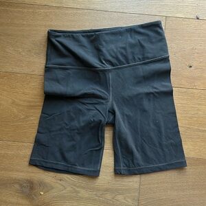 Athleta Biker Short in dark olive